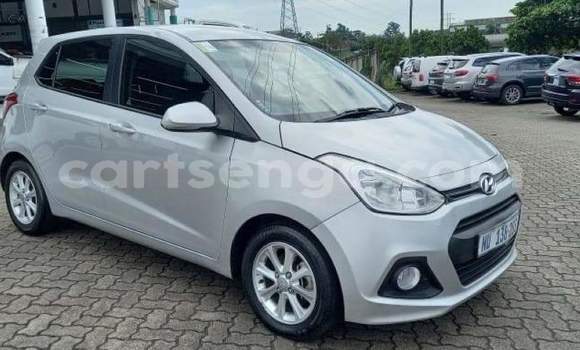 Buy Used Hyundai i10 Silver Car in Ngwenya in Hhohho Buy Used Hyundai i10 Silver Car in Ngwenya in Hhohho