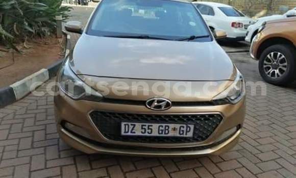 Acheter Occasion Voiture Hyundai i20 Beige à Hluti, Shiselweni District Acheter Occasion Voiture Hyundai i20 Beige à Hluti, Shiselweni District