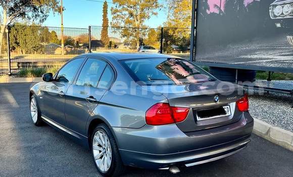 Acheter Occasion Voiture BMW 3–Series Gris à Ezulwini, Hhohho Acheter Occasion Voiture BMW 3–Series Gris à Ezulwini, Hhohho