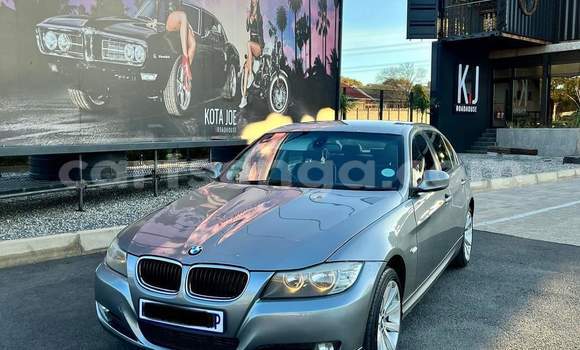 Acheter Occasion Voiture BMW 3–Series Gris à Ezulwini, Hhohho Acheter Occasion Voiture BMW 3–Series Gris à Ezulwini, Hhohho