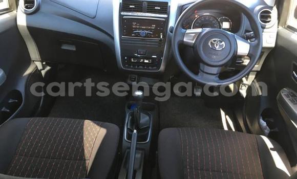 Nunua Ilio tumika Toyota Aygo Red Gari ndani ya Big Bend nchini Lubombo Nunua Ilio tumika Toyota Aygo Red Gari ndani ya Big Bend nchini Lubombo