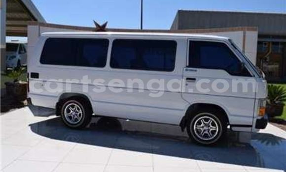 Nunua Ilio tumika Toyota Hiace White Gari ndani ya Ezulwini nchini Hhohho