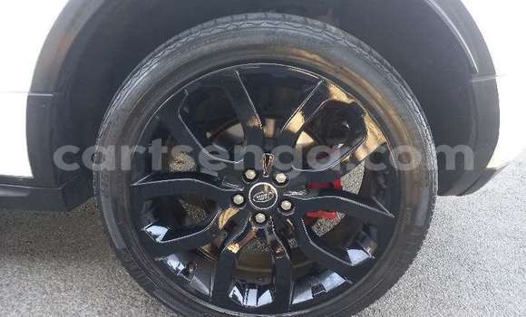 Acheter Occasion Voiture Range Rover Range Rover Blanc à Ezulwini, Hhohho Acheter Occasion Voiture Range Rover Range Rover Blanc à Ezulwini, Hhohho