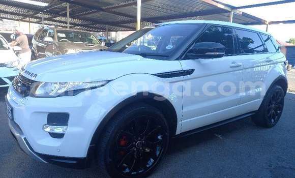 Acheter Occasion Voiture Range Rover Range Rover Blanc à Ezulwini, Hhohho Acheter Occasion Voiture Range Rover Range Rover Blanc à Ezulwini, Hhohho