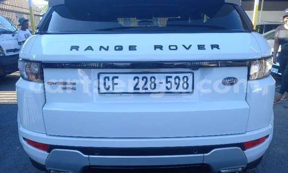 Acheter Occasion Voiture Range Rover Range Rover Blanc à Ezulwini, Hhohho Acheter Occasion Voiture Range Rover Range Rover Blanc à Ezulwini, Hhohho
