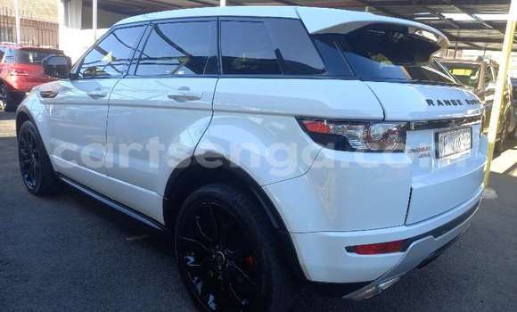 Acheter Occasion Voiture Range Rover Range Rover Blanc à Ezulwini, Hhohho Acheter Occasion Voiture Range Rover Range Rover Blanc à Ezulwini, Hhohho