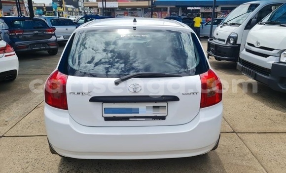 Buy Used Toyota Runx White Car in Ezulwini in Hhohho Buy Used Toyota Runx White Car in Ezulwini in Hhohho