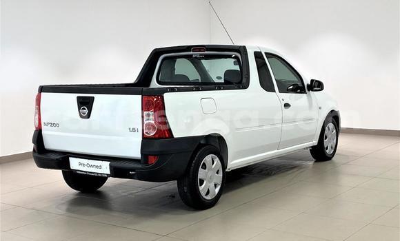 Buy Used Nissan NP 300 White Car in Big Bend in Lubombo Buy Used Nissan NP 300 White Car in Big Bend in Lubombo