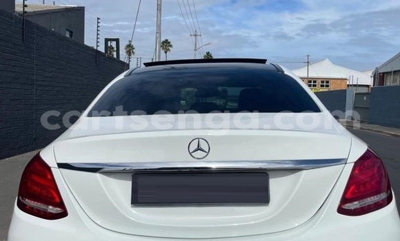 Acheter Occasion Voiture Mercedes‒Benz CLA-klasse AMG Blanc à Ezulwini, Hhohho Acheter Occasion Voiture Mercedes‒Benz CLA-klasse AMG Blanc à Ezulwini, Hhohho