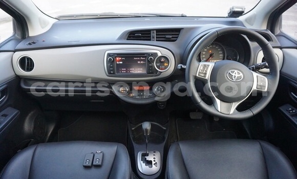 Acheter Occasion Voiture Toyota Yaris Bleu à Ezulwini, Hhohho Acheter Occasion Voiture Toyota Yaris Bleu à Ezulwini, Hhohho