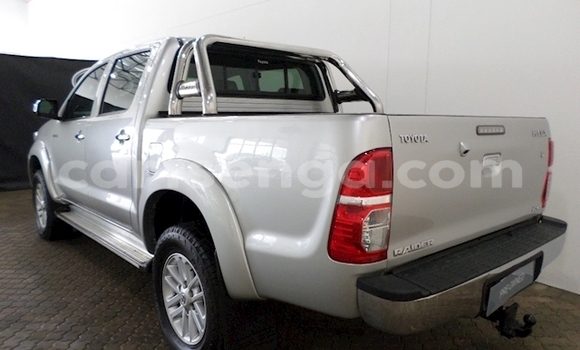 Buy Used Toyota Hilux Silver Car in Manzini in Manzini Buy Used Toyota Hilux Silver Car in Manzini in Manzini