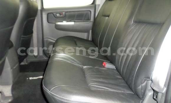 Buy Used Toyota Hilux Silver Car in Manzini in Manzini Buy Used Toyota Hilux Silver Car in Manzini in Manzini