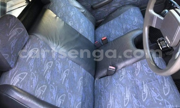 Acheter Occasion Voiture Toyota Hilux Blanc à Bulembu, Hhohho Acheter Occasion Voiture Toyota Hilux Blanc à Bulembu, Hhohho