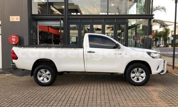 Acheter Occasion Voiture Toyota Hilux Blanc à Ezulwini, Hhohho Acheter Occasion Voiture Toyota Hilux Blanc à Ezulwini, Hhohho