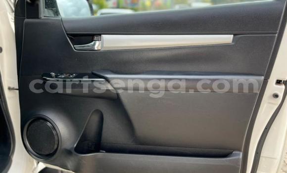 Acheter Occasion Voiture Toyota Hilux Blanc à Ezulwini, Hhohho Acheter Occasion Voiture Toyota Hilux Blanc à Ezulwini, Hhohho