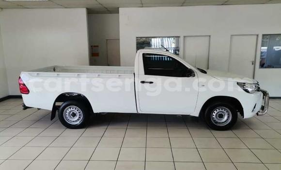 Acheter Occasion Voiture Toyota Hilux Blanc à Ezulwini, Hhohho Acheter Occasion Voiture Toyota Hilux Blanc à Ezulwini, Hhohho