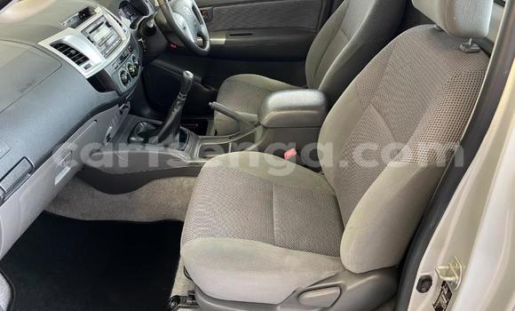 Acheter Occasion Voiture Toyota Hilux Gris à Ezulwini, Hhohho Acheter Occasion Voiture Toyota Hilux Gris à Ezulwini, Hhohho