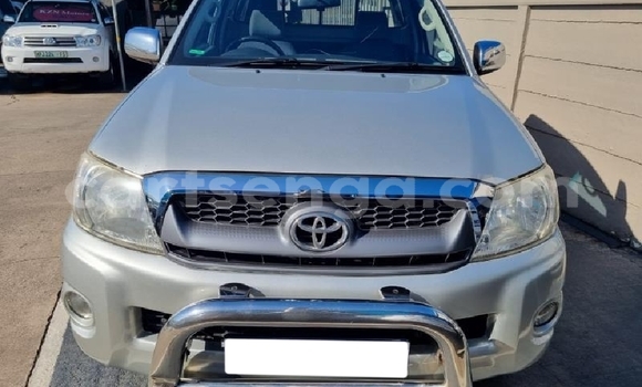 Nunua Ilio tumika Toyota Hilux Silver Gari ndani ya Big Bend nchini Wilaya ya Lubombo