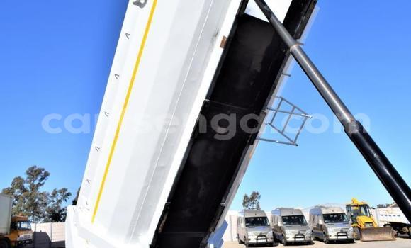 Buy Used Nissan UD White Truck in Big Bend in Lubombo District Buy Used Nissan UD White Truck in Big Bend in Lubombo District