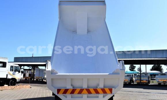 Buy Used Nissan UD White Truck in Big Bend in Lubombo District Buy Used Nissan UD White Truck in Big Bend in Lubombo District