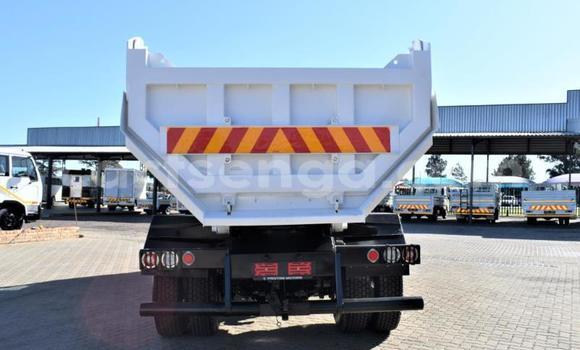 Buy Used Nissan UD White Truck in Big Bend in Lubombo District Buy Used Nissan UD White Truck in Big Bend in Lubombo District