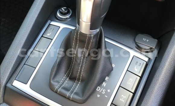 Nunua Ilio tumika Volkswagen Amarok Blue Gari ndani ya Manzini nchini Manzini Nunua Ilio tumika Volkswagen Amarok Blue Gari ndani ya Manzini nchini Manzini