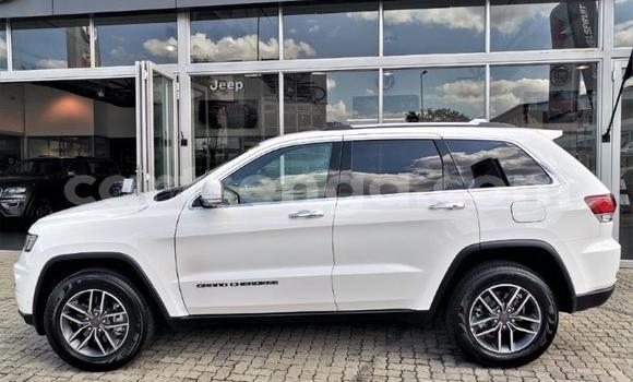 Acheter Occasion Voiture Jeep Grand Cherokee Blanc à Mbabane, Manzini Acheter Occasion Voiture Jeep Grand Cherokee Blanc à Mbabane, Manzini