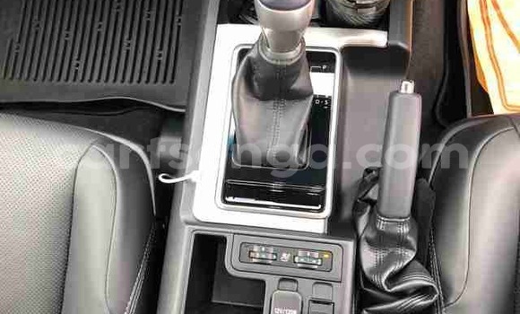 Nunua Ilio tumika Toyota Land Cruiser Prado White Gari ndani ya Big Bend nchini Lubombo Nunua Ilio tumika Toyota Land Cruiser Prado White Gari ndani ya Big Bend nchini Lubombo