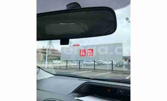 Nunua Ilio tumika Toyota Land Cruiser Prado White Gari ndani ya Big Bend nchini Lubombo Nunua Ilio tumika Toyota Land Cruiser Prado White Gari ndani ya Big Bend nchini Lubombo