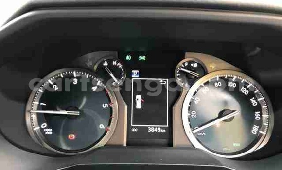 Nunua Ilio tumika Toyota Land Cruiser Prado White Gari ndani ya Big Bend nchini Lubombo Nunua Ilio tumika Toyota Land Cruiser Prado White Gari ndani ya Big Bend nchini Lubombo