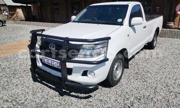 Medium with watermark toyota hilux lubombo big bend 27751