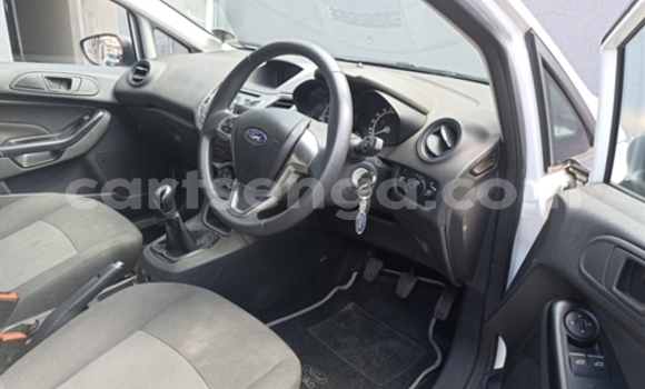 Buy Used Ford Fiesta White Car in Mondi in Hhohho Buy Used Ford Fiesta White Car in Mondi in Hhohho