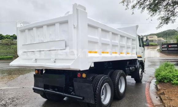 Acheter Occasion Utilitaire Nissan UD Autre à Big Bend, Lubombo District Acheter Occasion Utilitaire Nissan UD Autre à Big Bend, Lubombo District