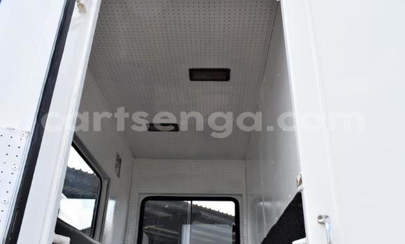 Nunua Ilio tumika Nissan UD White Lori ndani ya Big Bend nchini Wilaya ya Lubombo Nunua Ilio tumika Nissan UD White Lori ndani ya Big Bend nchini Wilaya ya Lubombo