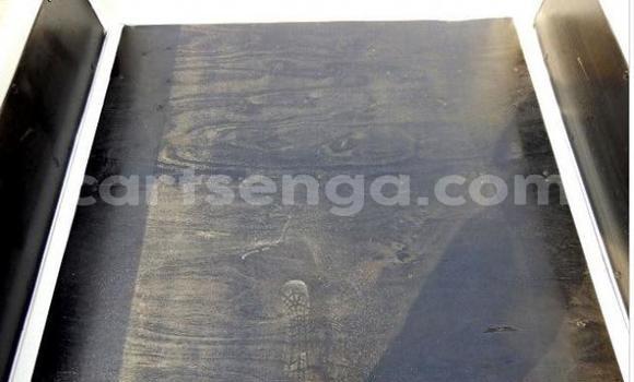 Acheter Occasion Utilitaire Toyota Dyna Blanc à Big Bend, Lubombo District Acheter Occasion Utilitaire Toyota Dyna Blanc à Big Bend, Lubombo District