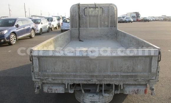 Acheter Occasion Utilitaire Toyota Dyna Gris à Big Bend, Lubombo District Acheter Occasion Utilitaire Toyota Dyna Gris à Big Bend, Lubombo District