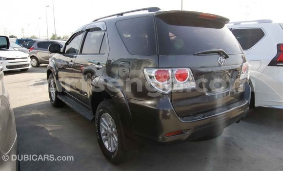 Nunua Imported Toyota Fortuner Other Gari ndani ya Import - Dubai nchini Hhohho Nunua Imported Toyota Fortuner Other Gari ndani ya Import - Dubai nchini Hhohho