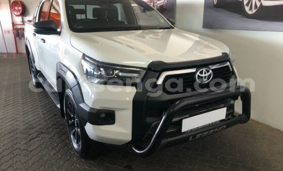 Buy Used Toyota Hilux White Car in Mbabane in Manzini Buy Used Toyota Hilux White Car in Mbabane in Manzini