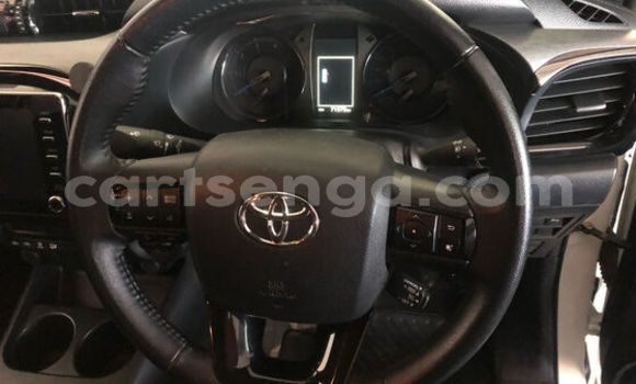 Buy Used Toyota Hilux White Car in Mbabane in Manzini Buy Used Toyota Hilux White Car in Mbabane in Manzini
