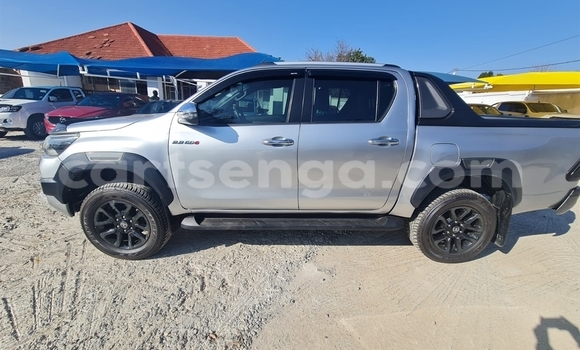 Buy Used Toyota Hilux White Car in Ezulwini in Hhohho Buy Used Toyota Hilux White Car in Ezulwini in Hhohho
