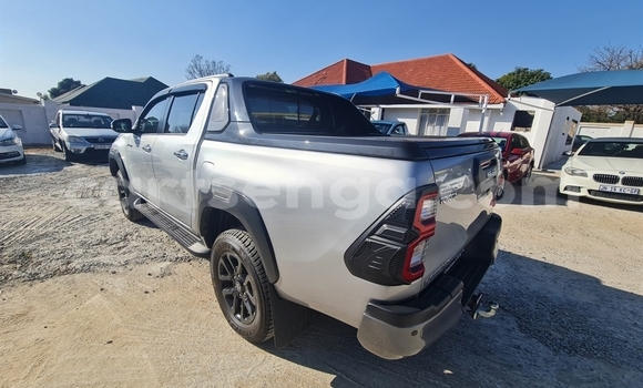 Buy Used Toyota Hilux White Car in Ezulwini in Hhohho Buy Used Toyota Hilux White Car in Ezulwini in Hhohho