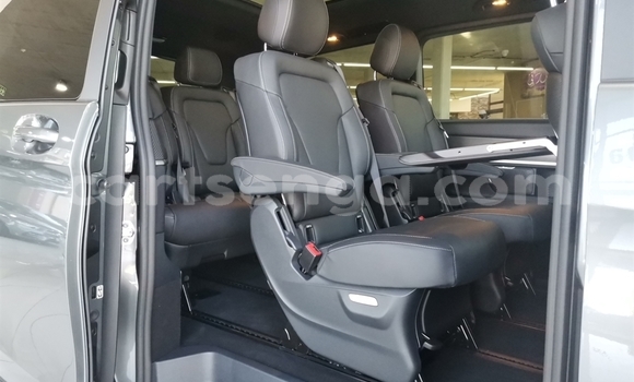 Buy Used Mercedes-Benz 740Li Other Car in Mbabane in Manzini Buy Used Mercedes-Benz 740Li Other Car in Mbabane in Manzini