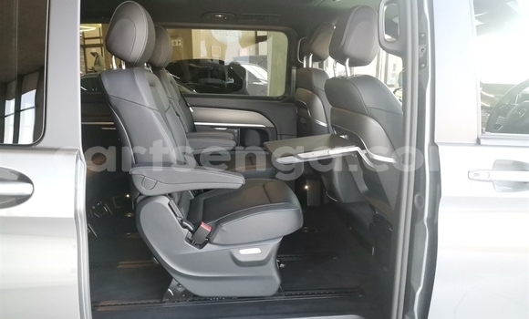 Buy Used Mercedes-Benz 740Li Other Car in Mbabane in Manzini Buy Used Mercedes-Benz 740Li Other Car in Mbabane in Manzini