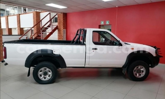 Acheter Occasion Voiture Nissan Hardbody Blanc à Big Bend, Lubombo Acheter Occasion Voiture Nissan Hardbody Blanc à Big Bend, Lubombo