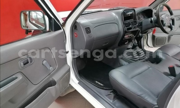 Acheter Occasion Voiture Nissan Hardbody Blanc à Big Bend, Lubombo Acheter Occasion Voiture Nissan Hardbody Blanc à Big Bend, Lubombo