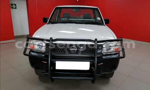 Acheter Occasion Voiture Nissan Hardbody Blanc à Big Bend, Lubombo Acheter Occasion Voiture Nissan Hardbody Blanc à Big Bend, Lubombo