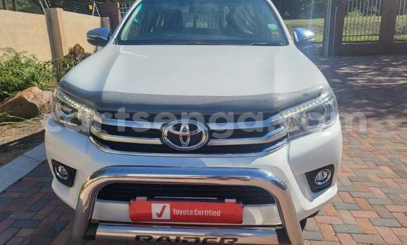 Acheter Occasion Voiture Toyota Hilux Blanc à Ezulwini, Hhohho Acheter Occasion Voiture Toyota Hilux Blanc à Ezulwini, Hhohho