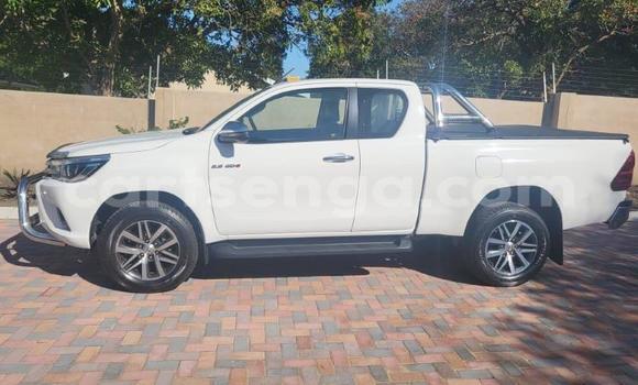 Acheter Occasion Voiture Toyota Hilux Blanc à Ezulwini, Hhohho Acheter Occasion Voiture Toyota Hilux Blanc à Ezulwini, Hhohho