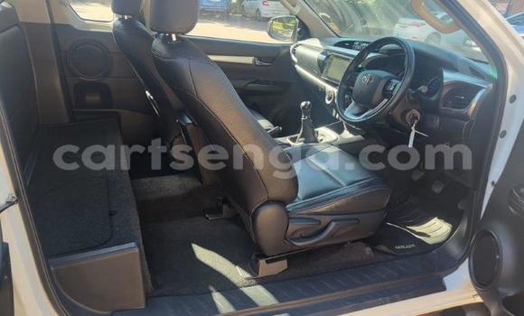 Acheter Occasion Voiture Toyota Hilux Blanc à Ezulwini, Hhohho Acheter Occasion Voiture Toyota Hilux Blanc à Ezulwini, Hhohho
