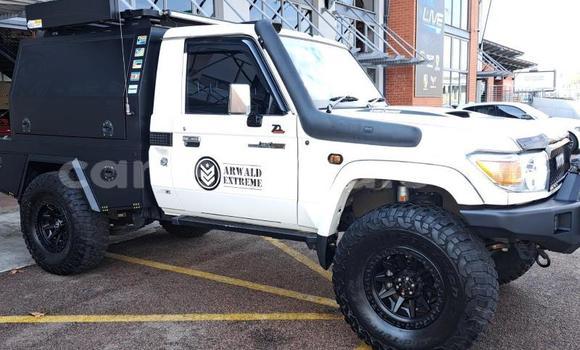 Acheter Occasion Voiture Toyota Land Cruiser Blanc à Mbabane, Manzini Acheter Occasion Voiture Toyota Land Cruiser Blanc à Mbabane, Manzini